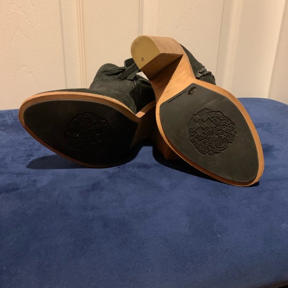 Vince Camino black booties - Picture 3 of 5